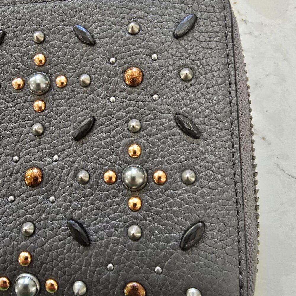 Coach Rivet Zip Wallet - Picture 4 of 16